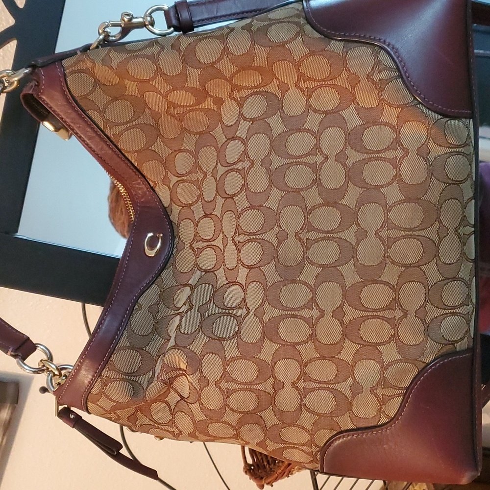 Coach  Ivie Hobo with handle and Shoulder Strap